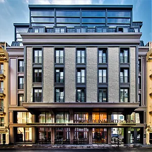 4* Otel Lady Diana